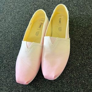 Pink and White ombré Toms. Slip ons.